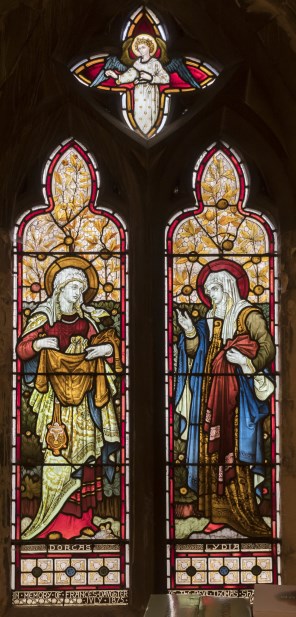 도르카스와 티아티라의 성녀 리디아_photo by Jules & Jenny_in the church of St Mary Magdalene in Waltham on the Wolds_England.jpg